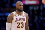 决定持续到8月?Windhorst:若7月1日前得不到答复 湖人或放弃老詹
